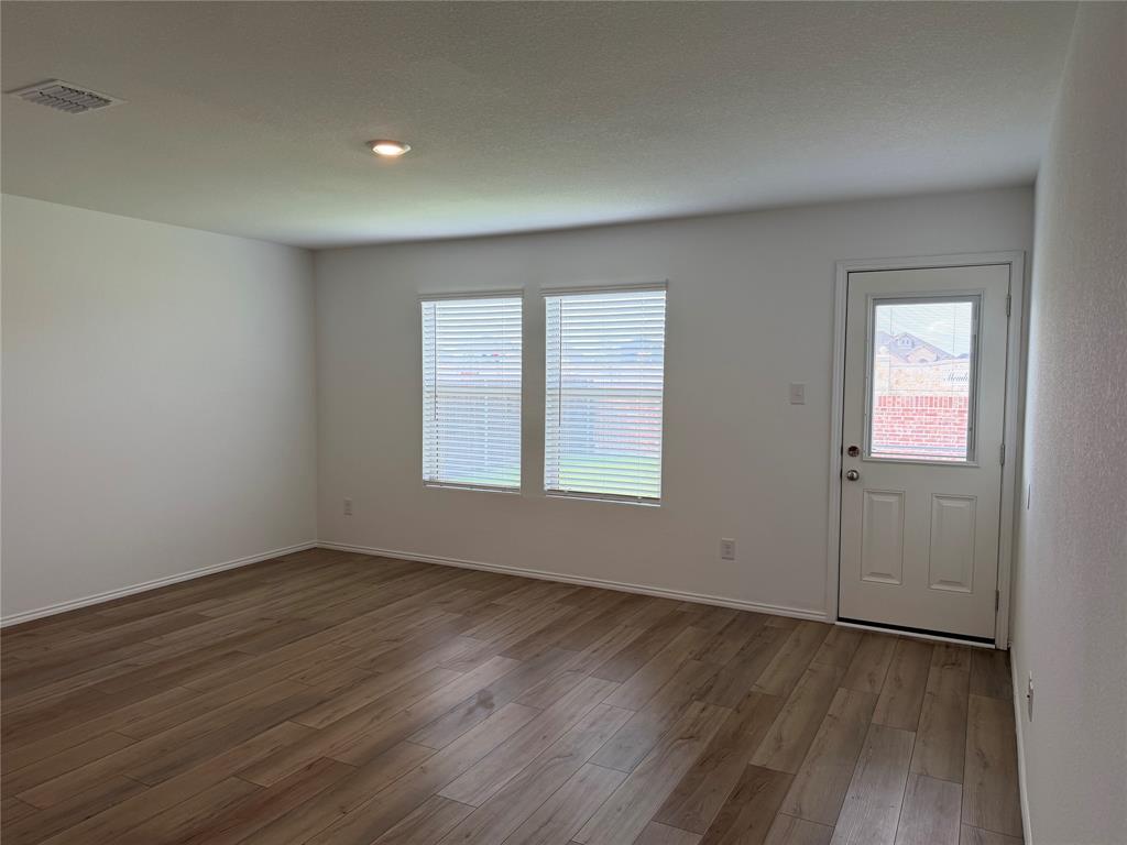 1976 Helmoken Falls Drive, Anna, TX 75409