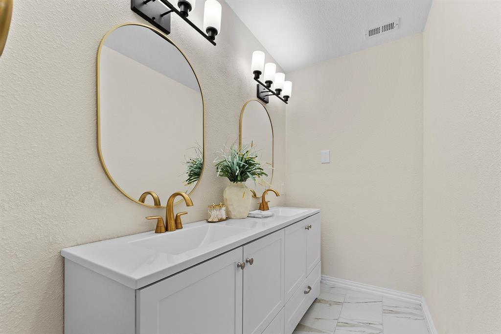 7250 Ridge Park Lane, Dallas, TX 75232