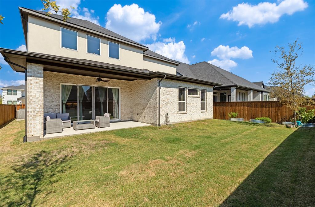 9282 Spindletree Drive, Frisco, TX 75035