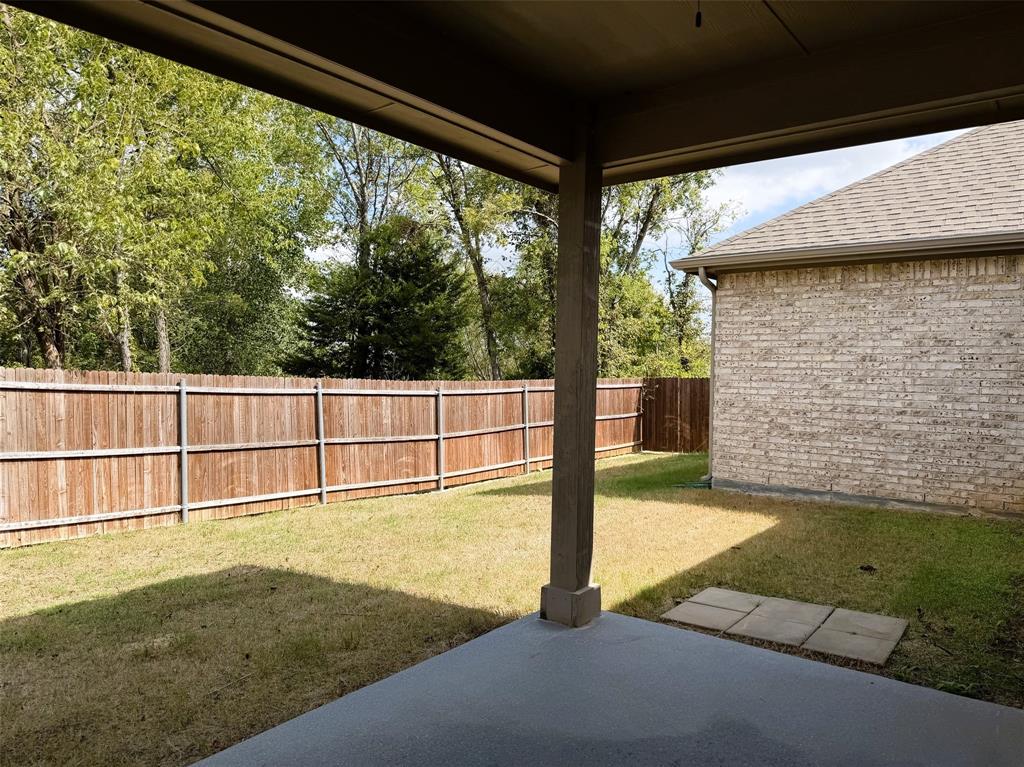 There's plenty of room for all types of recreation.  Your four-legged friends will love it.
