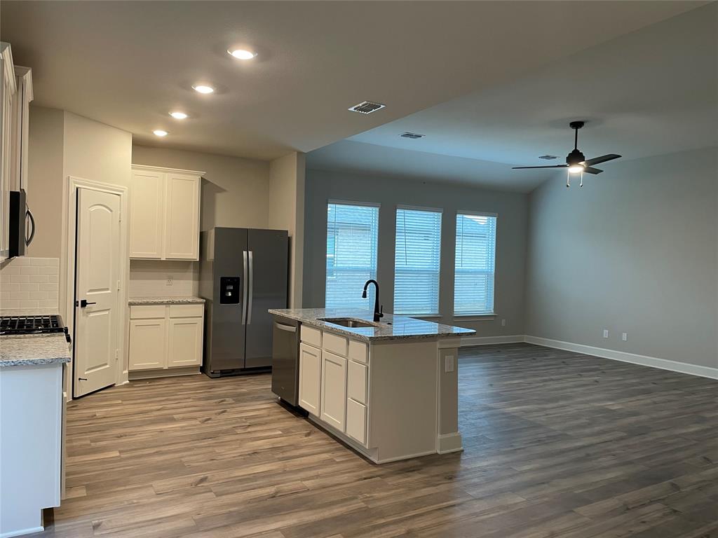 2028 Brentwood Drive, Anna, TX 75409