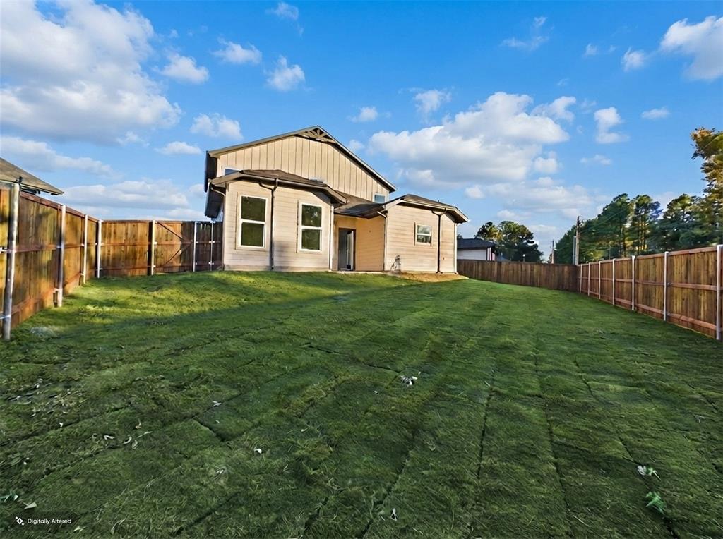 1204 Phoenix Drive, Athens, TX 75751