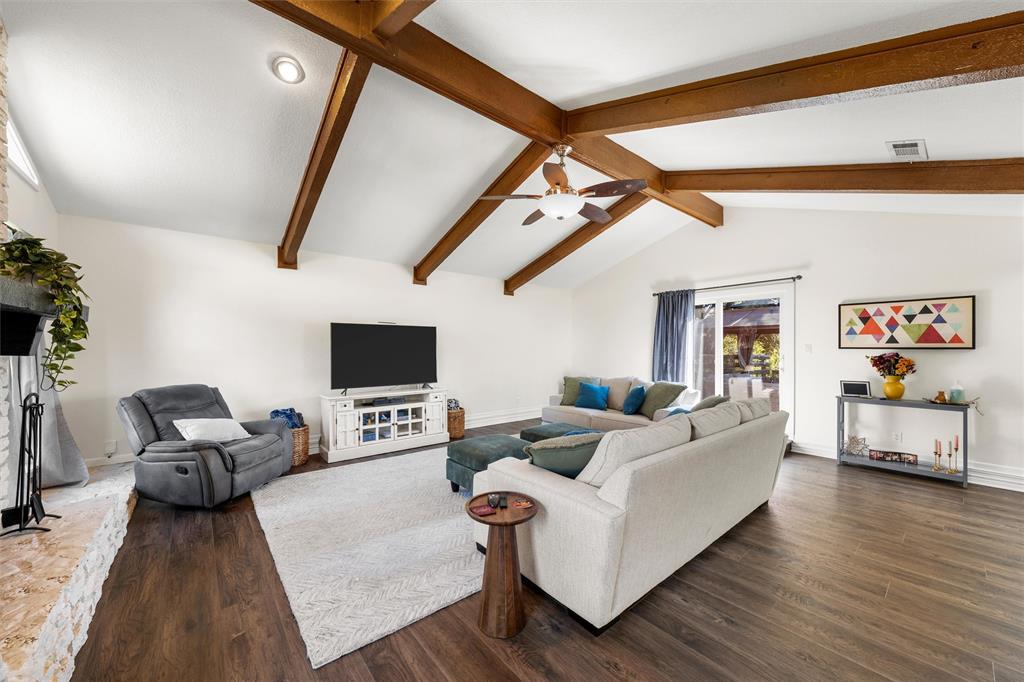 4324 Green Point Drive, Waco, TX 76710