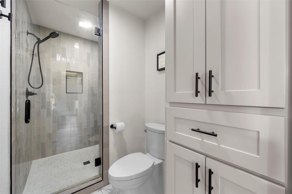 4324 Green Point Drive, Waco, TX 76710