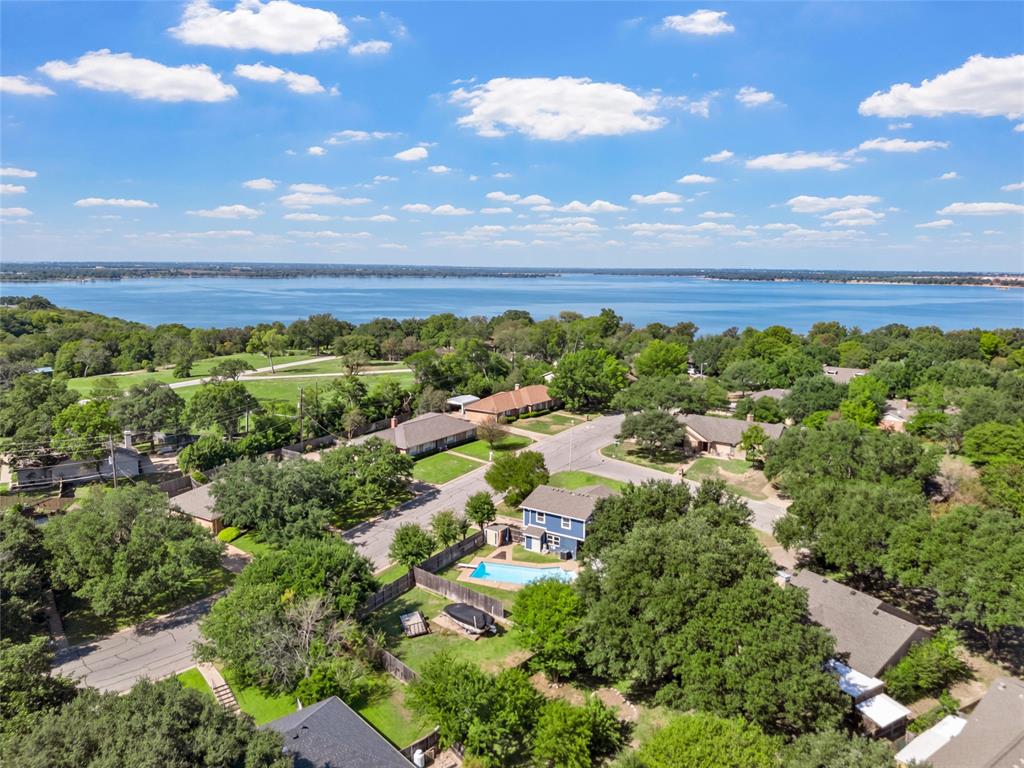 4324 Green Point Drive, Waco, TX 76710