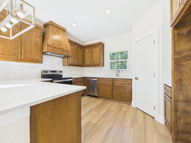 1206 Phoenix Drive, Athens, TX 75751 1206 Phoenix Drive, Athens, TX 75751
