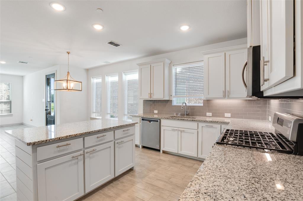 4883 Ellie Lane, Fairview, TX 75069
