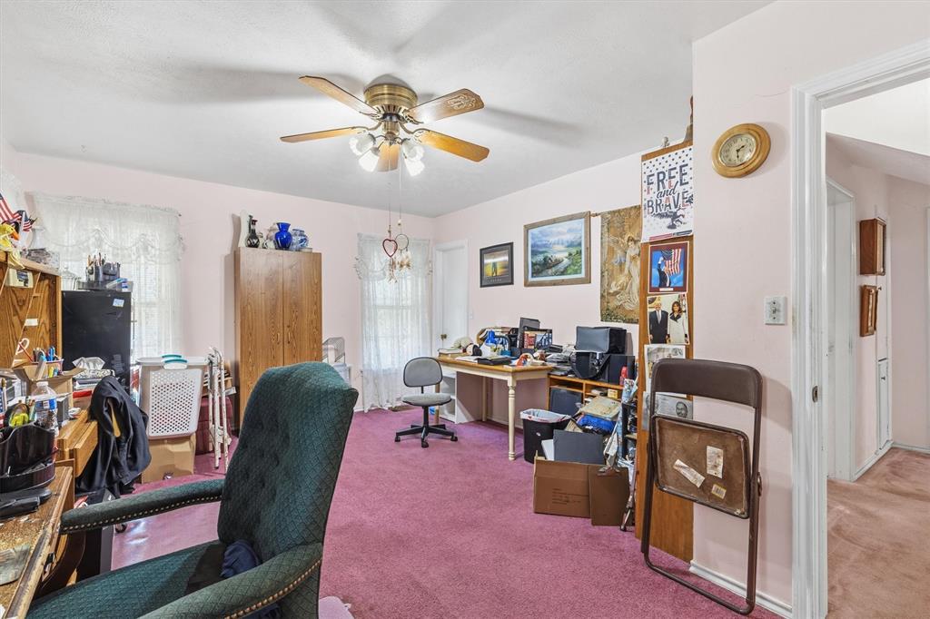 702 Patterson Street, Campbell, TX 75422