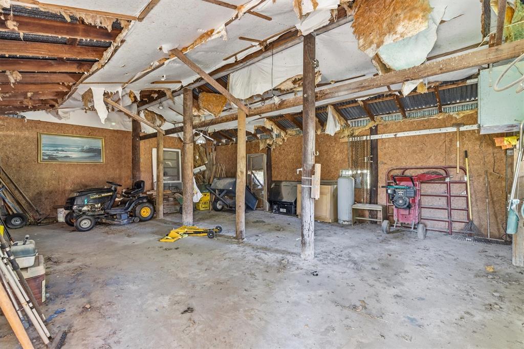 702 Patterson Street, Campbell, TX 75422