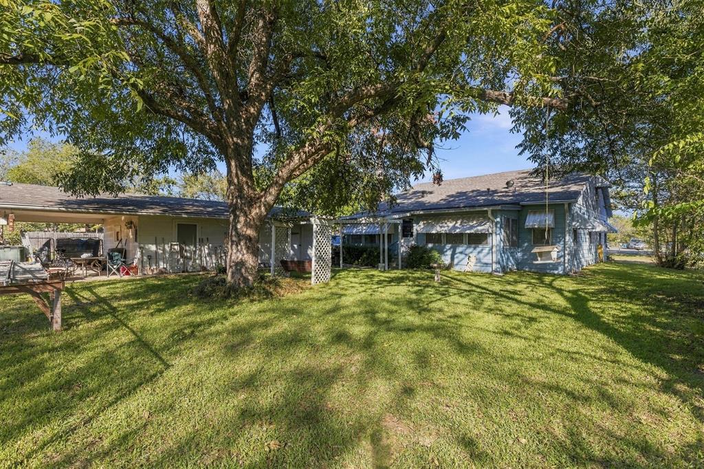 702 Patterson Street, Campbell, TX 75422