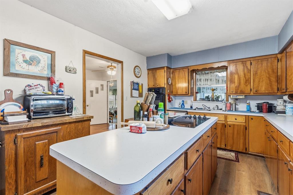 702 Patterson Street, Campbell, TX 75422