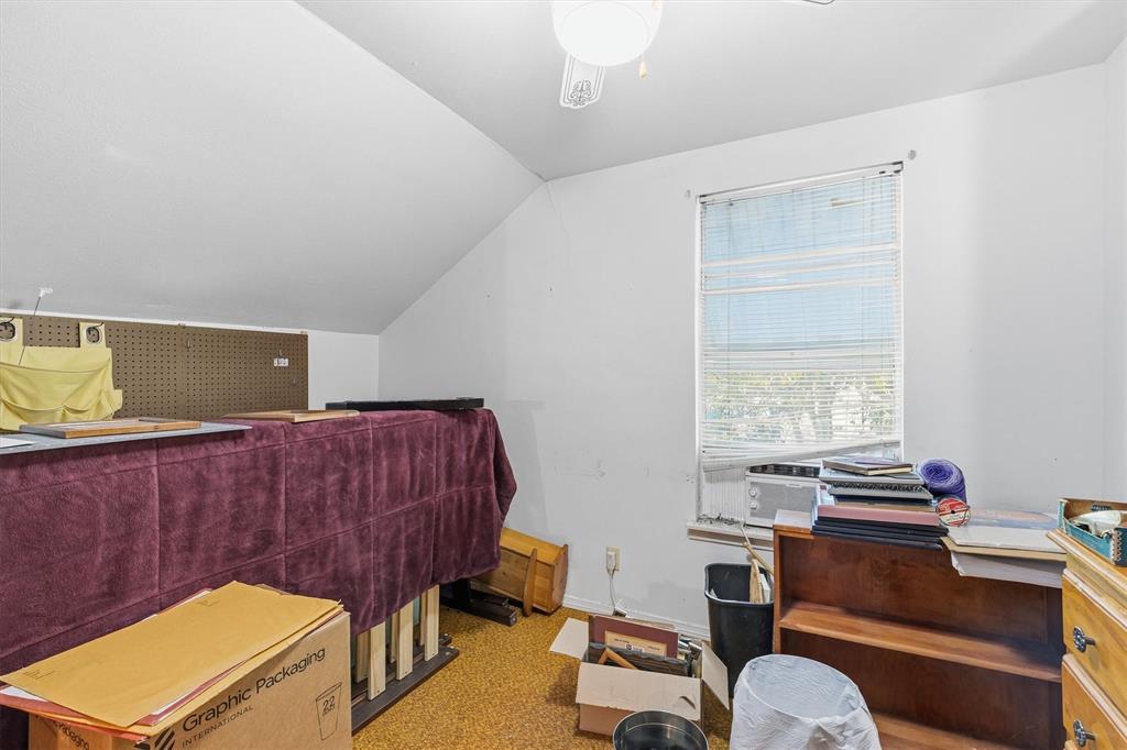 702 Patterson Street, Campbell, TX 75422