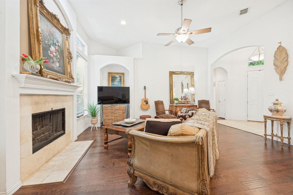 3025 Westminster Drive, Farmers Branch, TX 75234