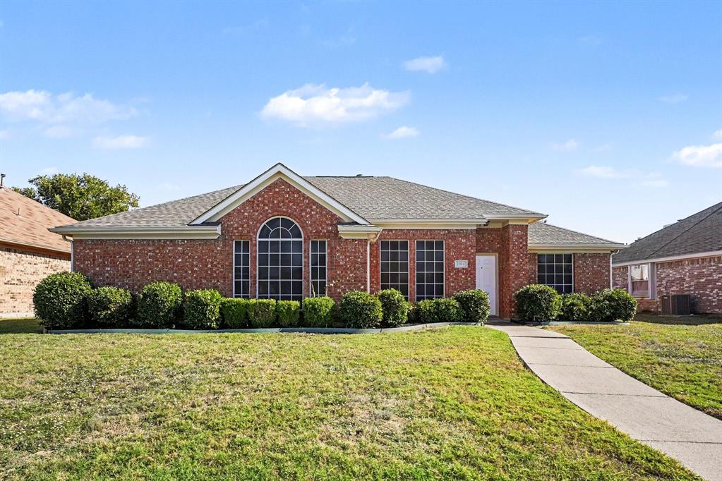 2604 Creek Crossing Road, Mesquite, TX 75181