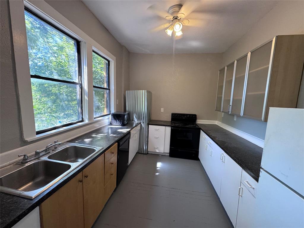 411-A N Tyler Street, Dallas, TX 75208