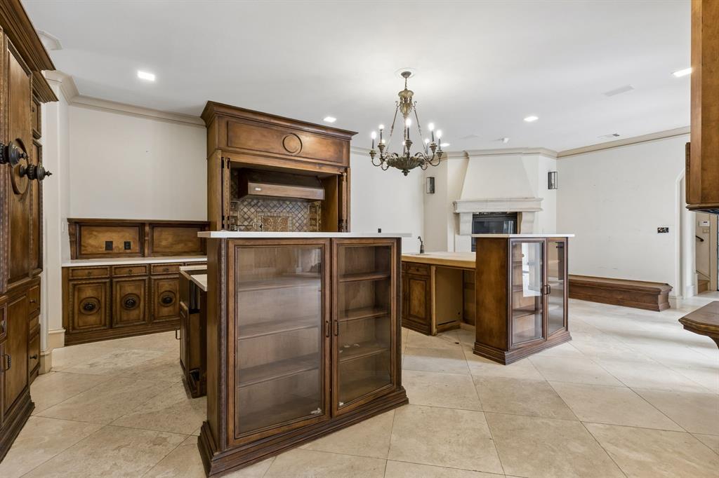 6917 Forest Glen Drive, Dallas, TX 75230