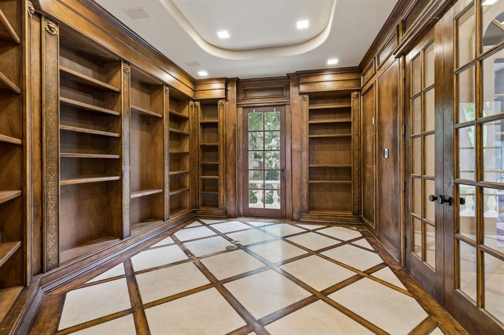 6917 Forest Glen Drive, Dallas, TX 75230