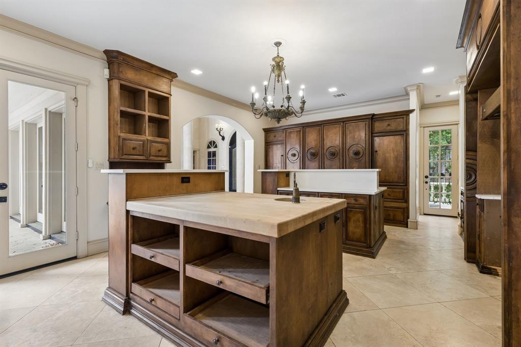 6917 Forest Glen Drive, Dallas, TX 75230