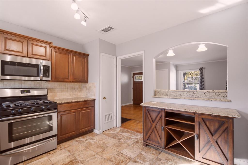 9360 N County Road, Frisco, TX 75033