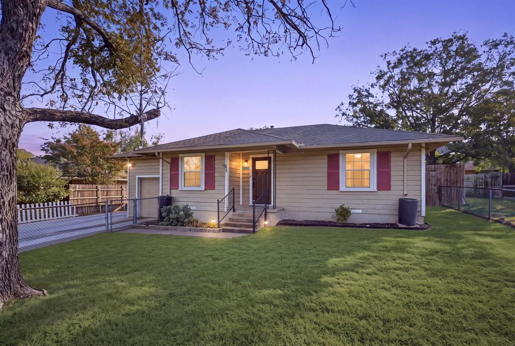 super cute bungalow style