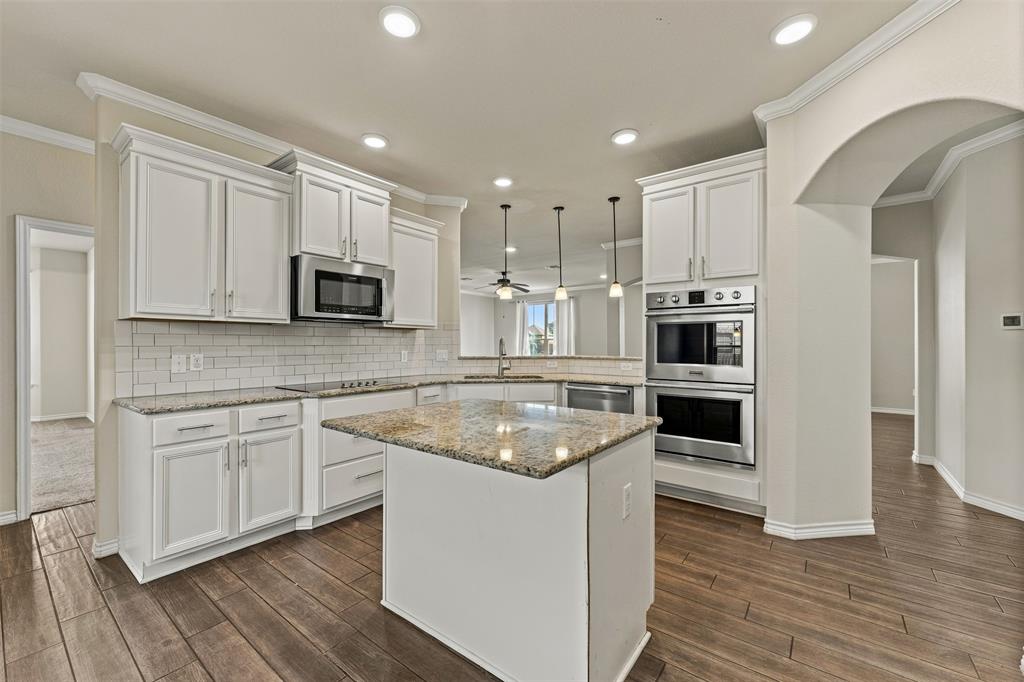 1117 Drummond Circle, Woodway, TX 76712