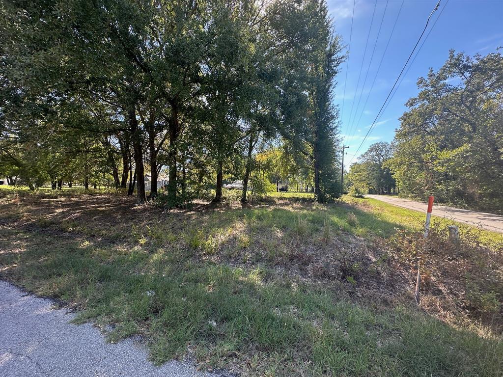1222 Bora Bora Street, Tool, TX 75143