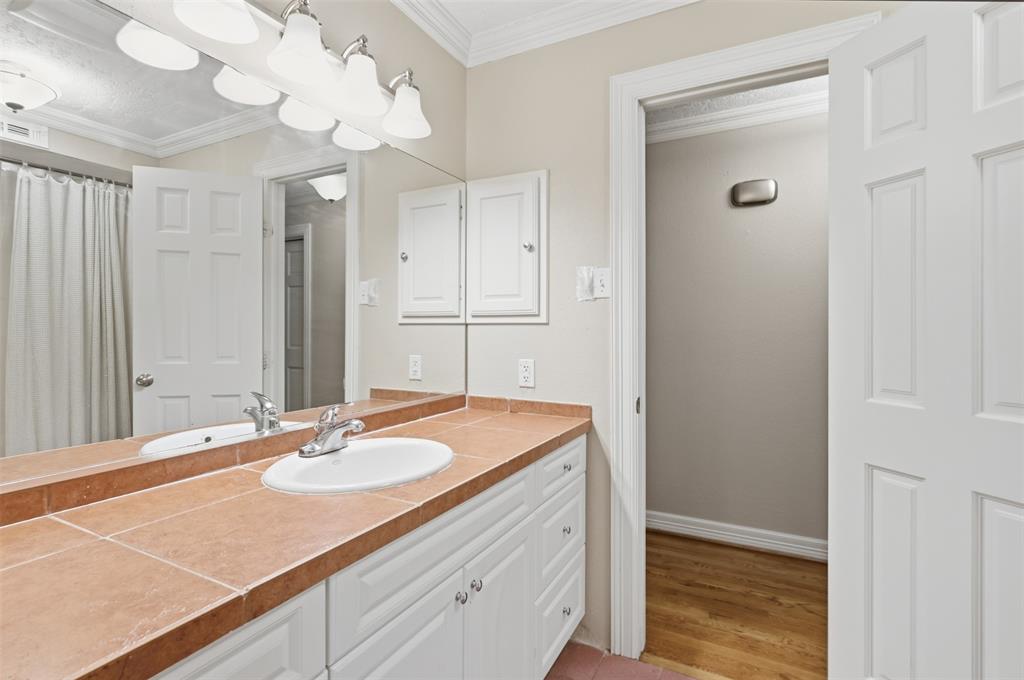7806 Woodstone Lane, Dallas, TX 75248