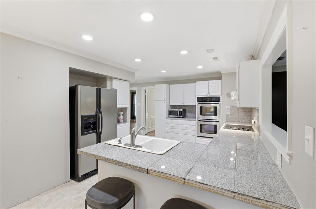 7806 Woodstone Lane, Dallas, TX 75248