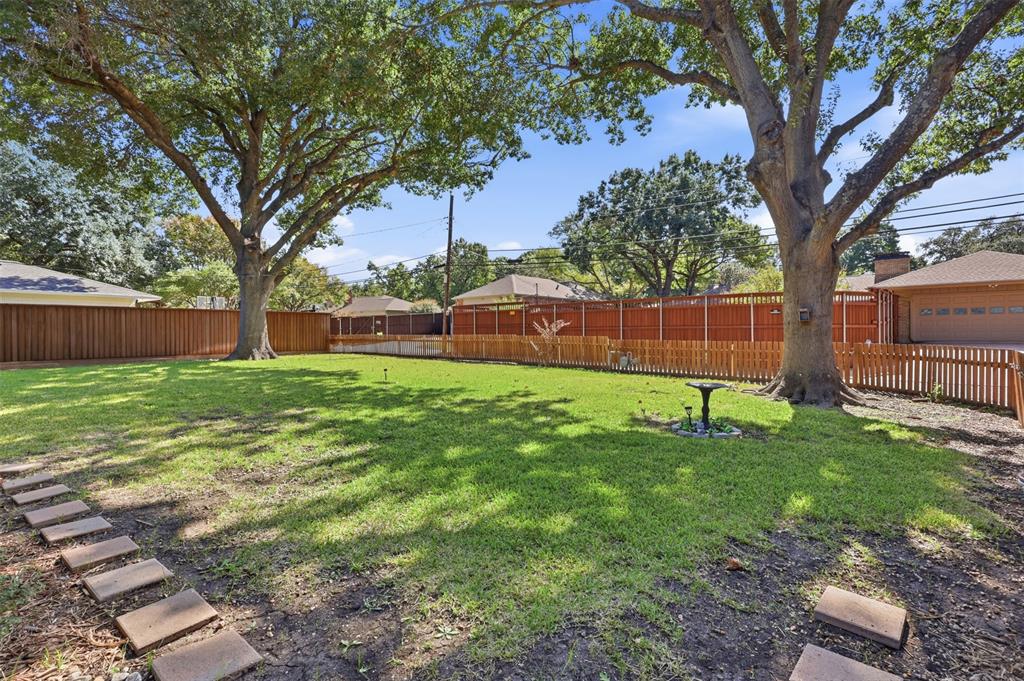 7806 Woodstone Lane, Dallas, TX 75248