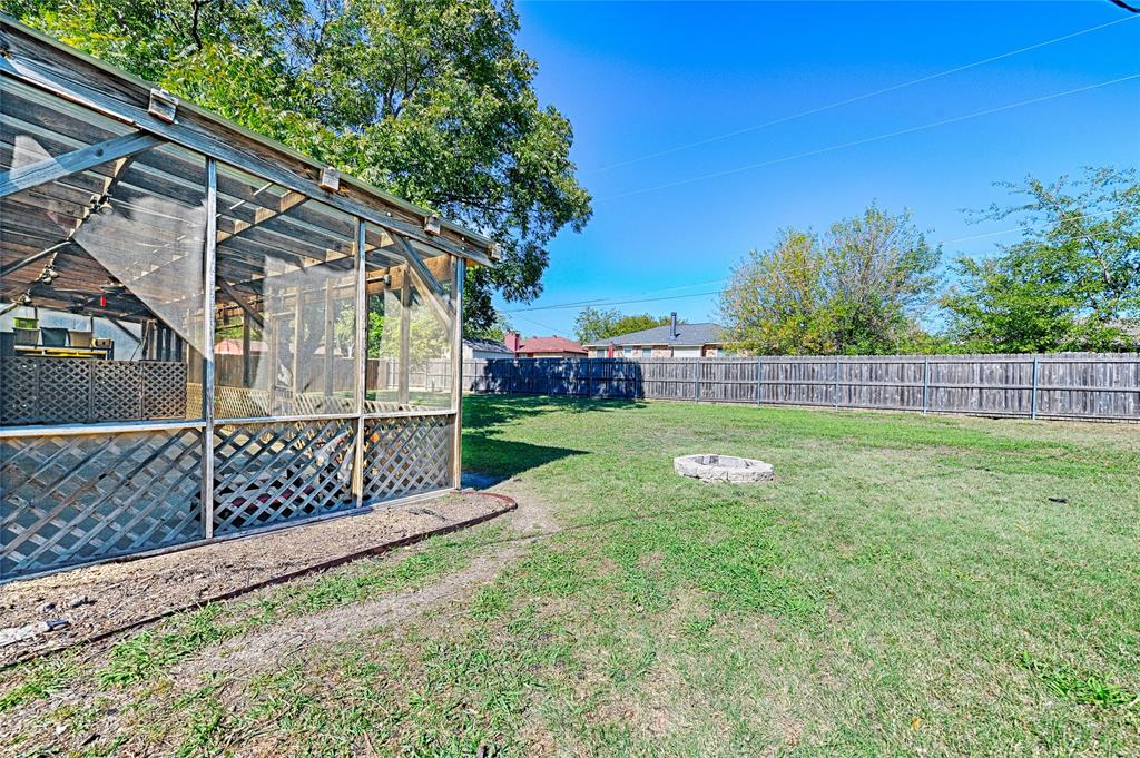 305 Tejas Drive, Glenn Heights, TX 75154
