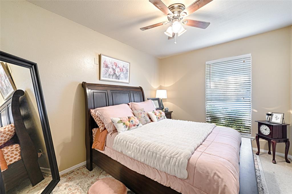 305 Tejas Drive, Glenn Heights, TX 75154