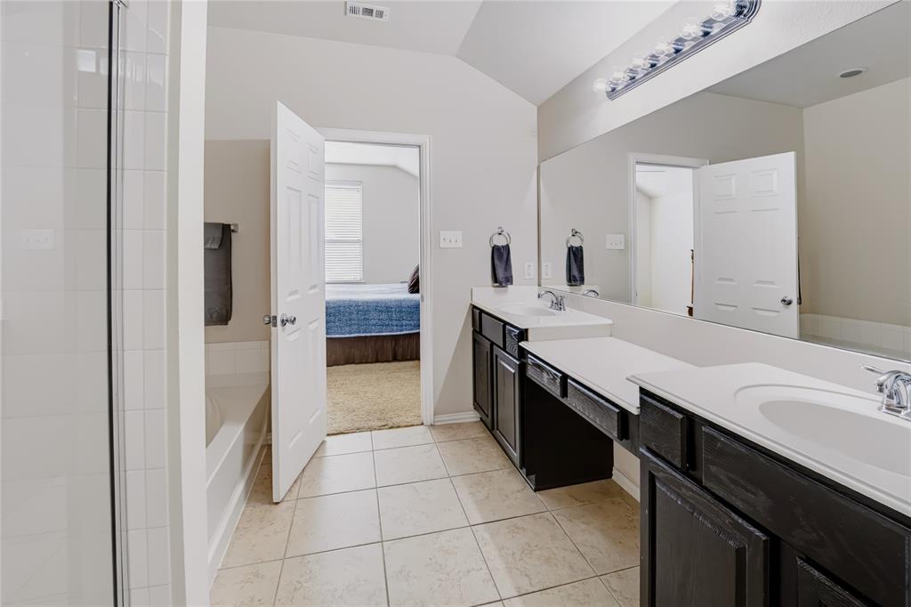 513 Highland Fairway Lane, Wylie, TX 75098