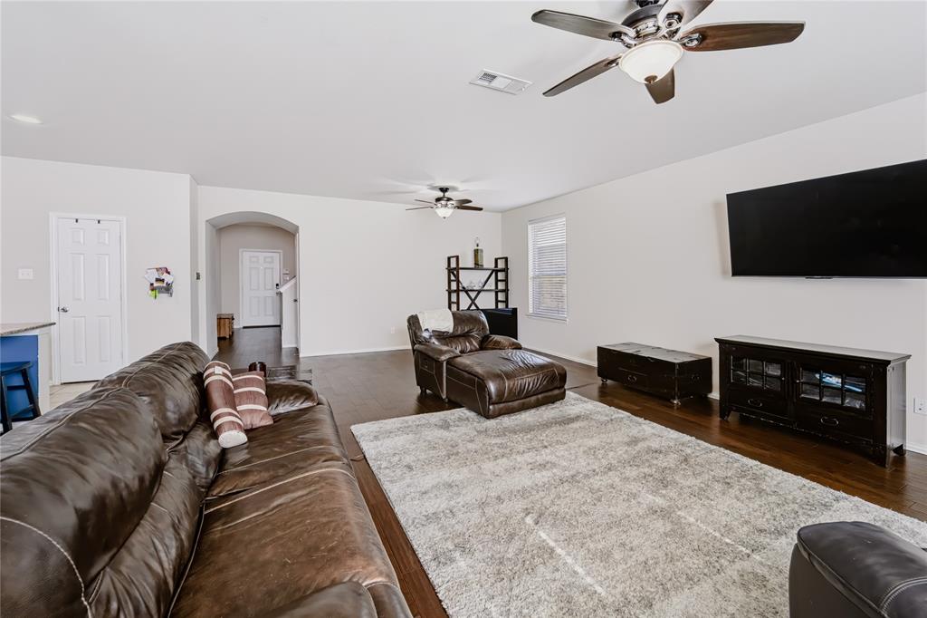 513 Highland Fairway Lane, Wylie, TX 75098