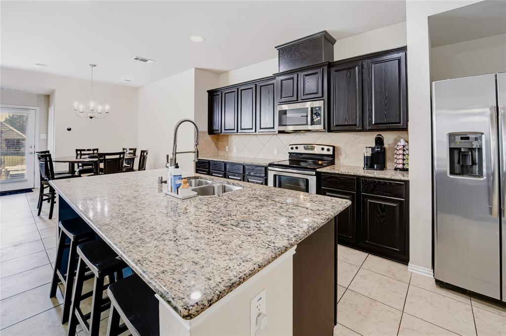 513 Highland Fairway Lane, Wylie, TX 75098