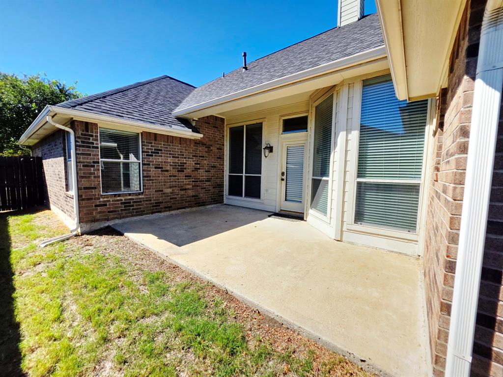 3205 Hamlett Lane, Garland, TX 75043