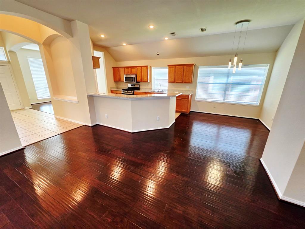 3205 Hamlett Lane, Garland, TX 75043