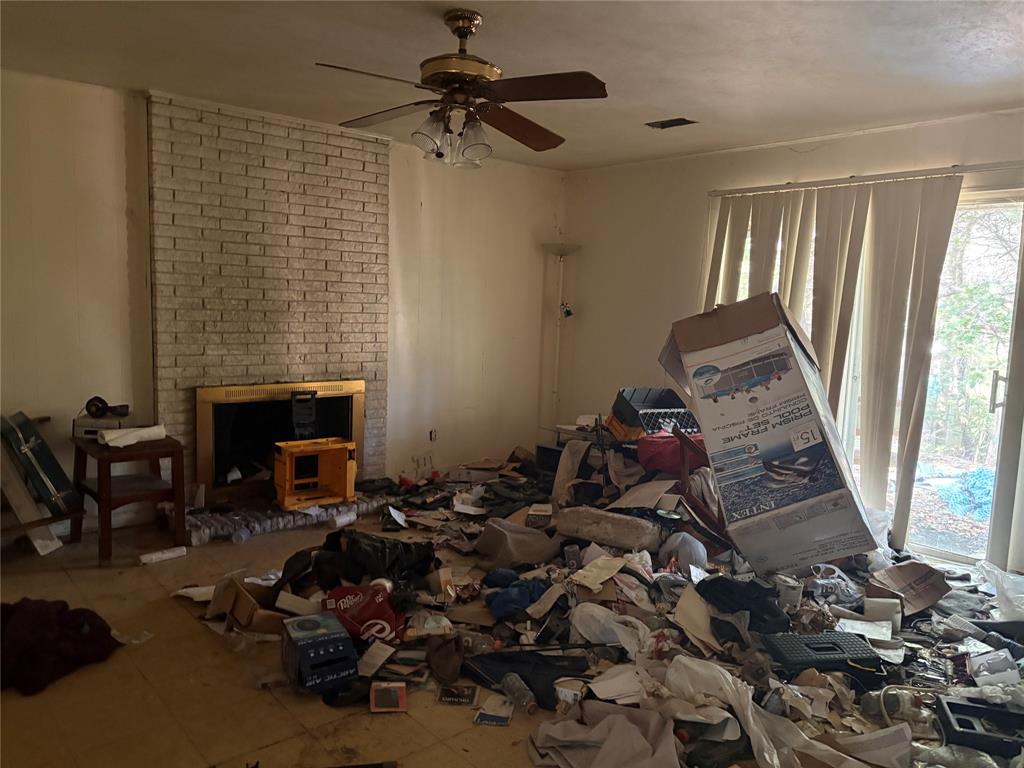 1001 N Cockrell Hill Road, DeSoto, TX 75115