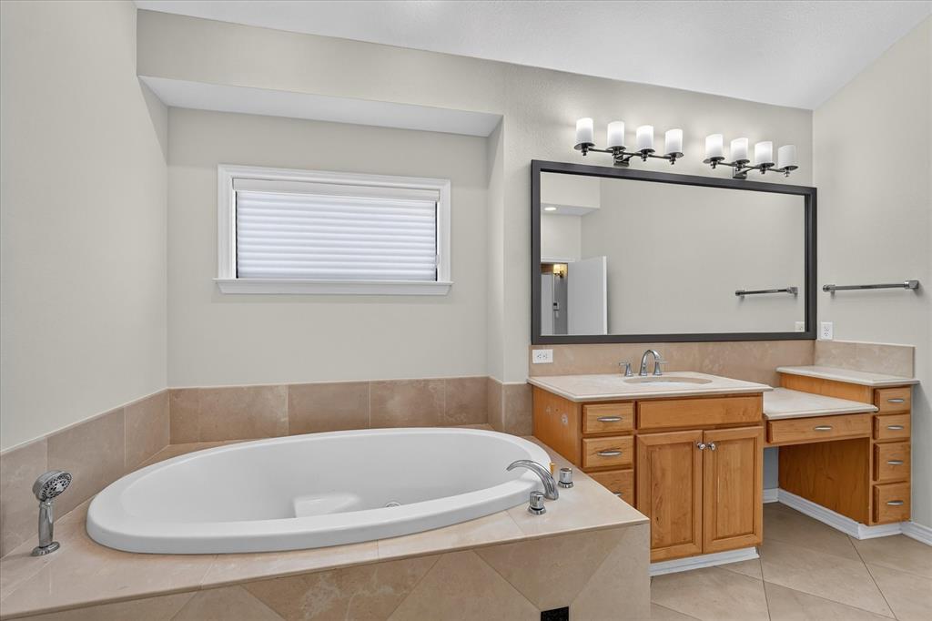 Primary bath