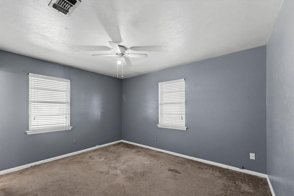 2910 Grove Street, Irving, TX 75060