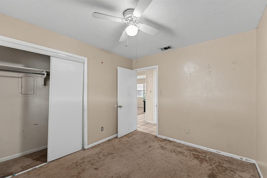 2910 Grove Street, Irving, TX 75060