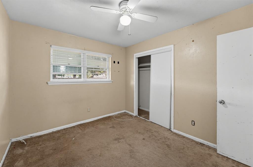 2910 Grove Street, Irving, TX 75060