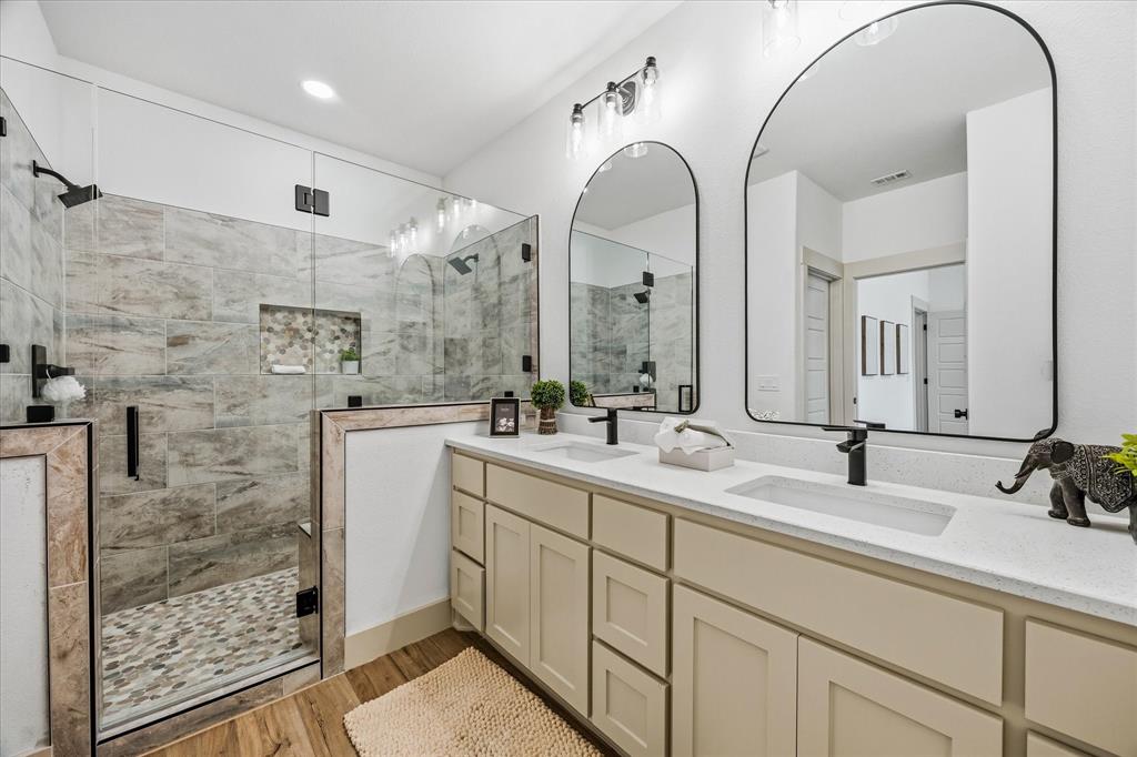 5431 Sunset Drive, Caddo Mills, TX 75135
