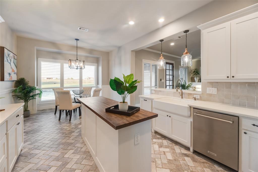 1570 Winding Creek Lane, Rockwall, TX 75032