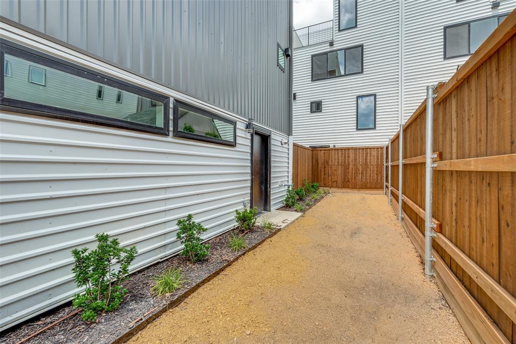 4701 San Jacinto Street, #101, Dallas, TX 75204