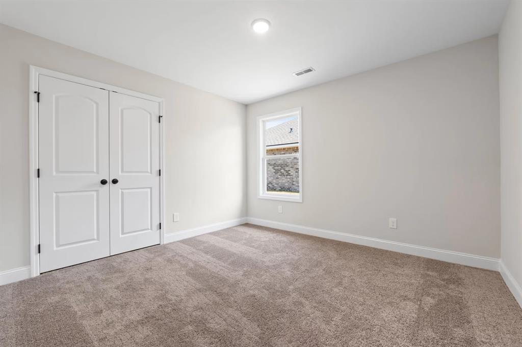 301 Saddletree Drive, Nevada, TX 75173