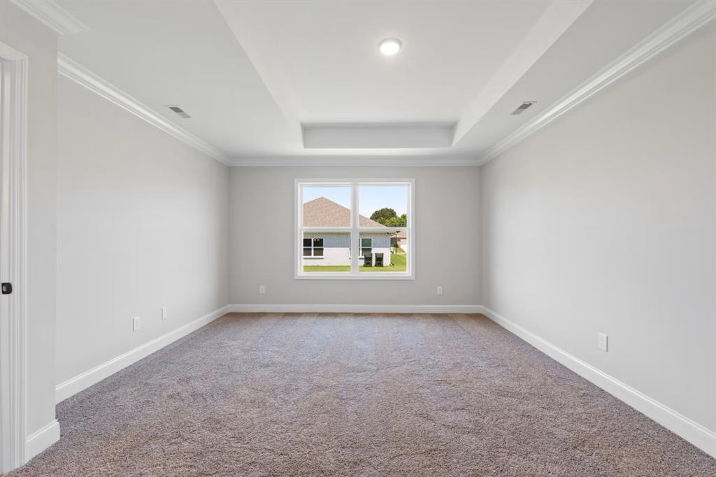 301 Saddletree Drive, Nevada, TX 75173