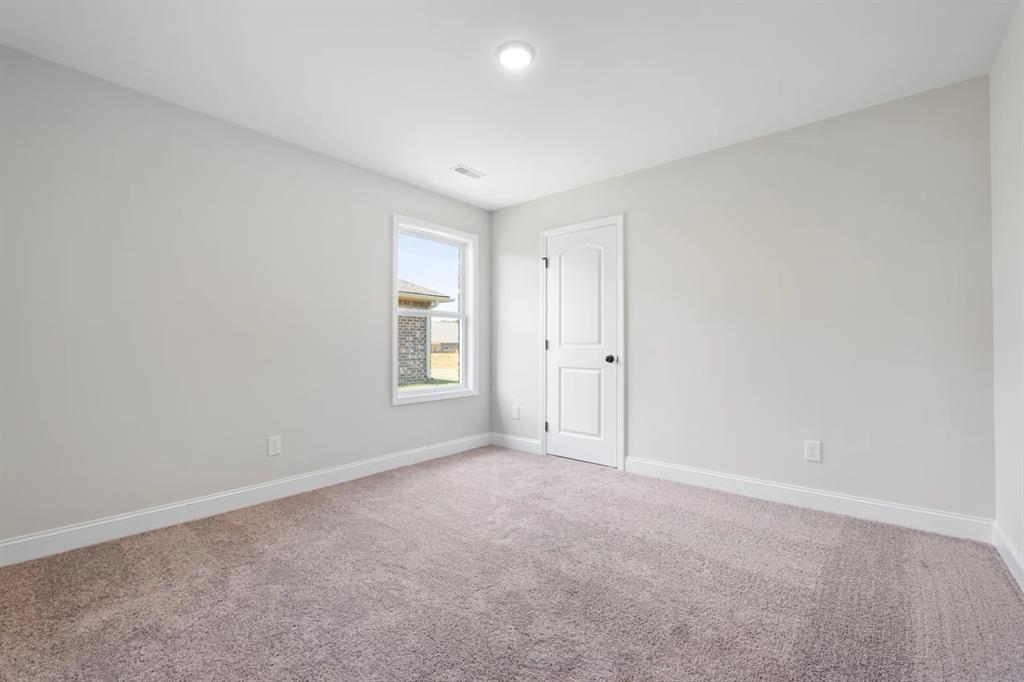 301 Saddletree Drive, Nevada, TX 75173