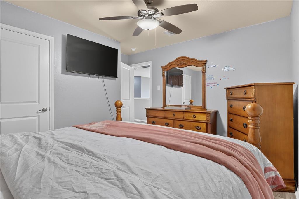 2325 Redwood Drive, Lancaster, TX 75134