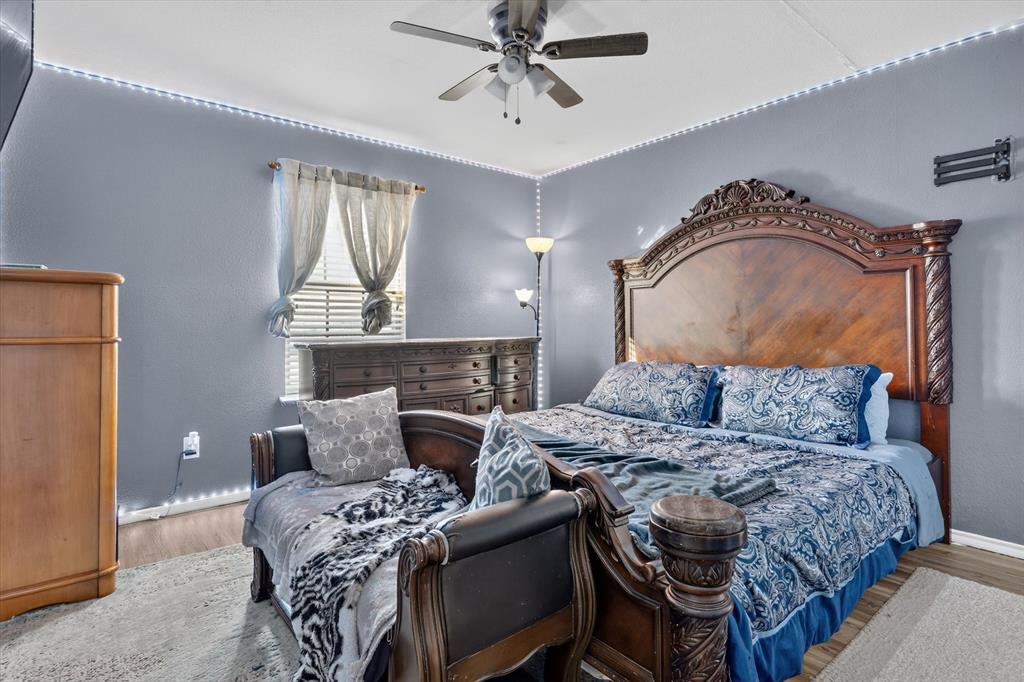 2325 Redwood Drive, Lancaster, TX 75134