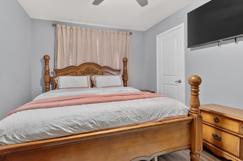 2325 Redwood Drive, Lancaster, TX 75134
